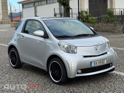 Toyota iQ 1.0 VVT-i 2 NAVI+Bluetooth