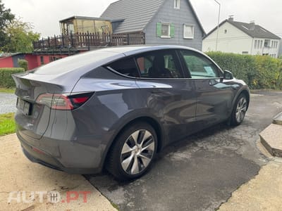 Tesla Model Y Tração Traseira