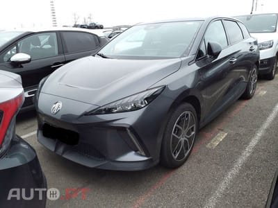 MG MG4 64 kWh Luxury