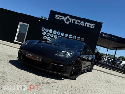 Porsche Panamera 4 E-Hybrid