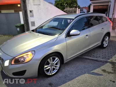Volvo V60 D2 Momentum drive eco