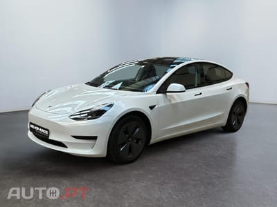 Tesla Model 3 Standard Range Plus RWD