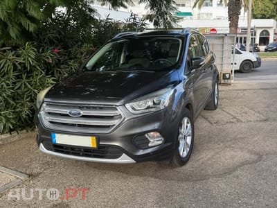 Ford Kuga 1.5 TDCi Titanium