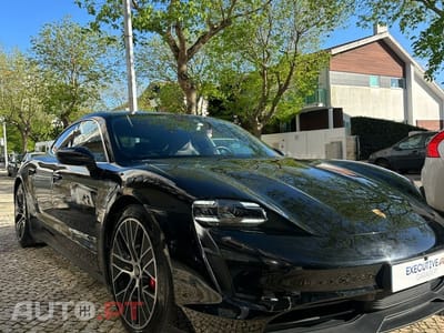 Porsche Taycan 4S