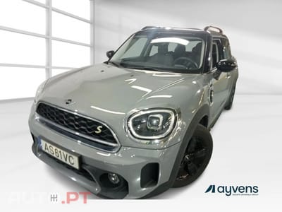 MINI Countryman Cooper SE Premium Essential Auto
