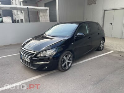 Peugeot 308 1.6 BlueHDi Style J17