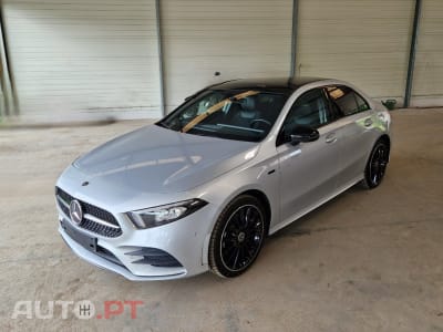 Mercedes-Benz A 250 e AMG Line