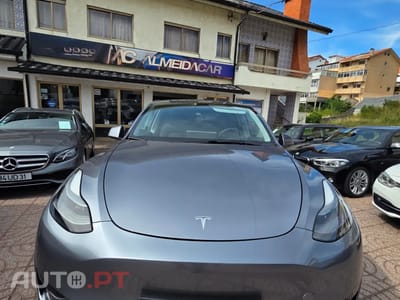 Tesla Model Y RWD