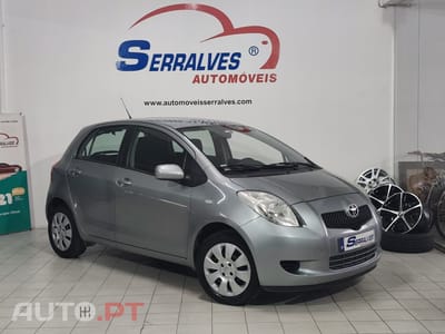 Toyota Yaris 1.0 VVT-i AC Manual