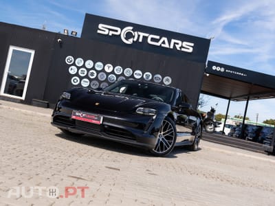 Porsche Taycan 4S