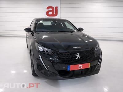 Peugeot 2008 PureTech 130 Active Pack
