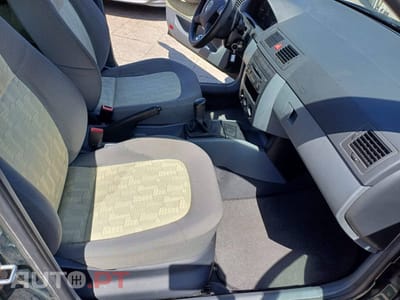 Skoda Fabia 1.4 Comfort AC