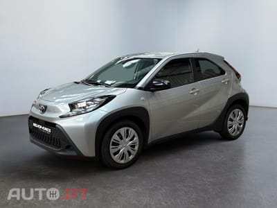 Toyota Aygo X 1.0 VVT-i Active