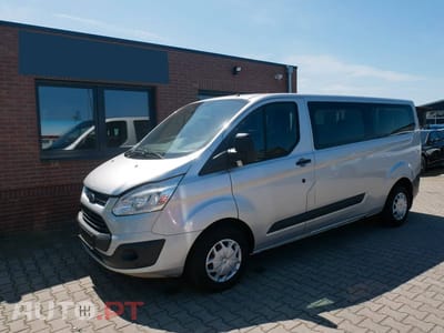 Ford Transit Custom L2 2.0 Station Wagon
