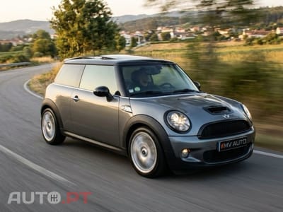 MINI Cooper Cooper S