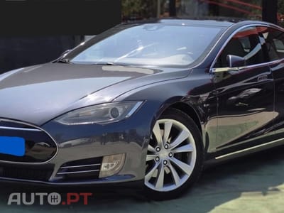 Tesla Model S S 85D