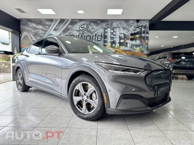 Ford Mustang Mach-E Premium AWD