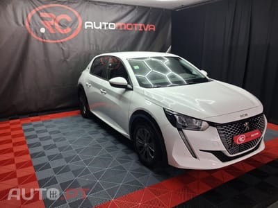 Peugeot E-208 50 kWh Allure Pack