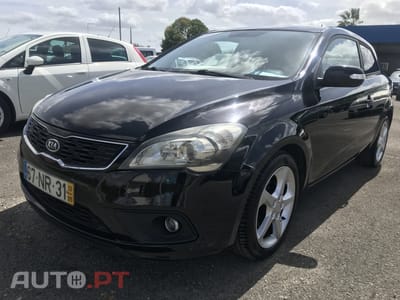 Kia Ceed S Coupé 1.6 CRDi EX ISG