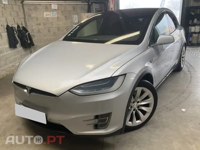 Tesla Model X 90D