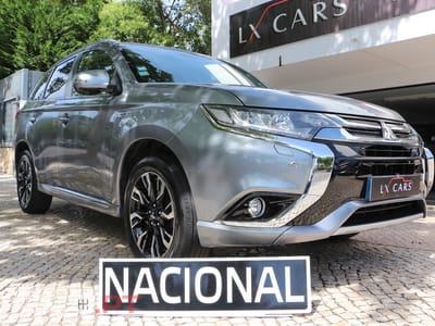 Mitsubishi Outlander 2.0 MIVEC Instyle Navi+