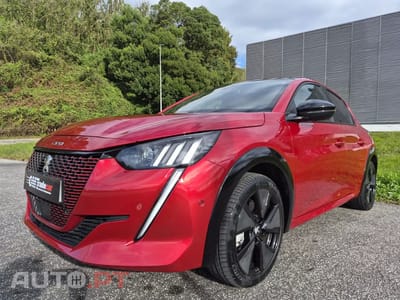 Peugeot E-208 50 kWh GT