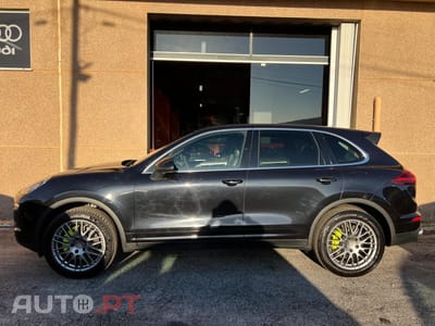 Porsche Cayenne S E-Hybrid Platinum Edition