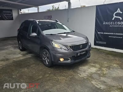 Peugeot 2008 1.2 PureTech Signature