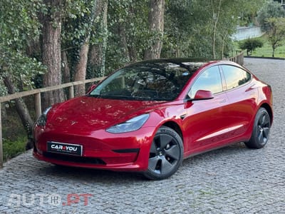 Tesla Model 3 Standard Range Plus RWD