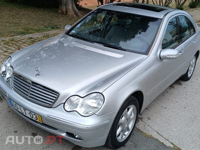 Mercedes-Benz C 320 V6