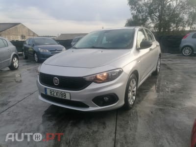 Fiat Tipo 1.3 M-Jet Pop