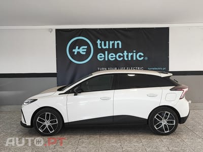 MG MG4 64 kWh Luxury