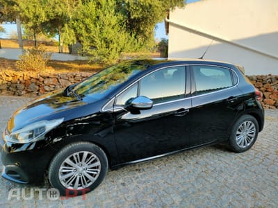 Peugeot 208 1.6 Blue HDi