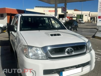 Toyota Hilux 2.5 D-4D 4WD CD AC