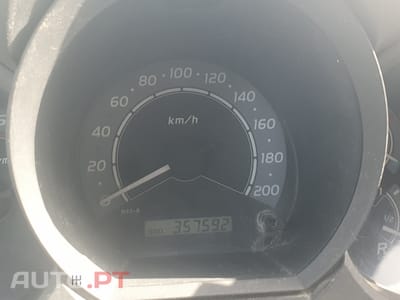 Toyota Hilux 2.5 D 4D 4x2