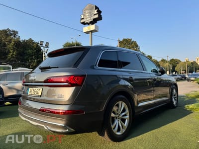 Audi Q7 55 TFSIe quattro Tiptronic