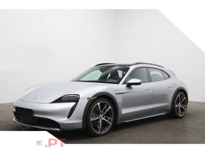 Porsche Taycan 4