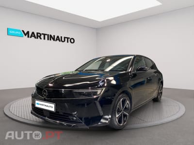 Opel Astra 1.2 T Elegance