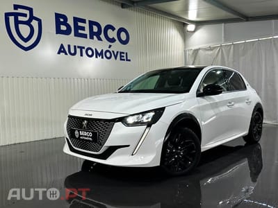 Peugeot E-208 50 kWh Allure Pack