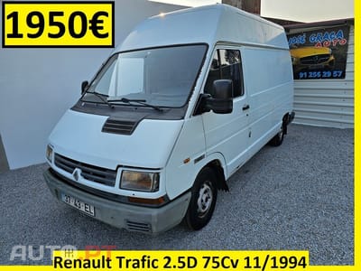 Renault Trafic 2.5 D T7 B4 Longo