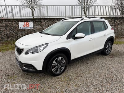 Peugeot 2008 1.2 PureTech Allure