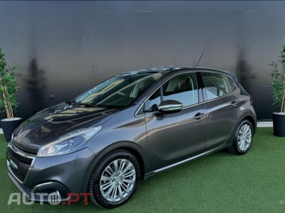 Peugeot 208 Allure