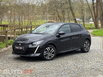 Peugeot 208 1.2 PureTech Allure EAT8