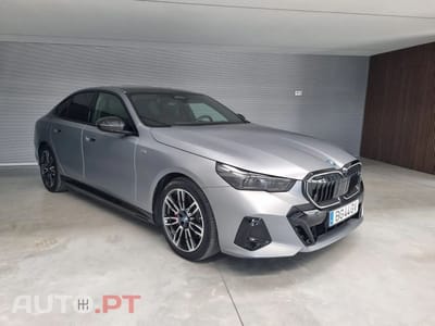 BMW i5 eDrive40 Pack Desportivo M Pro