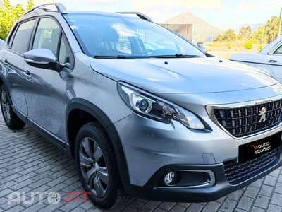 Peugeot 2008 1.2 PureTech Style