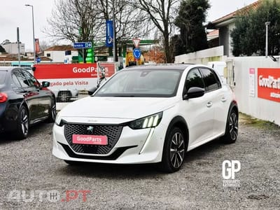 Peugeot E-208 50 kWh GT Pack