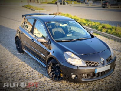 Renault Clio Dynamique S Look RS