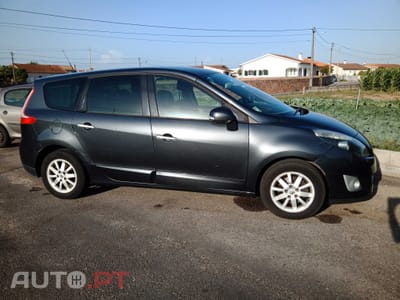 Renault Grand Scénic 1.9 dCi Luxe 7L