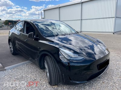 Tesla Model Y Standard