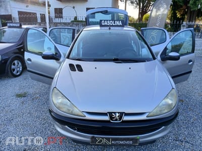 Peugeot 206 1.0 XR
